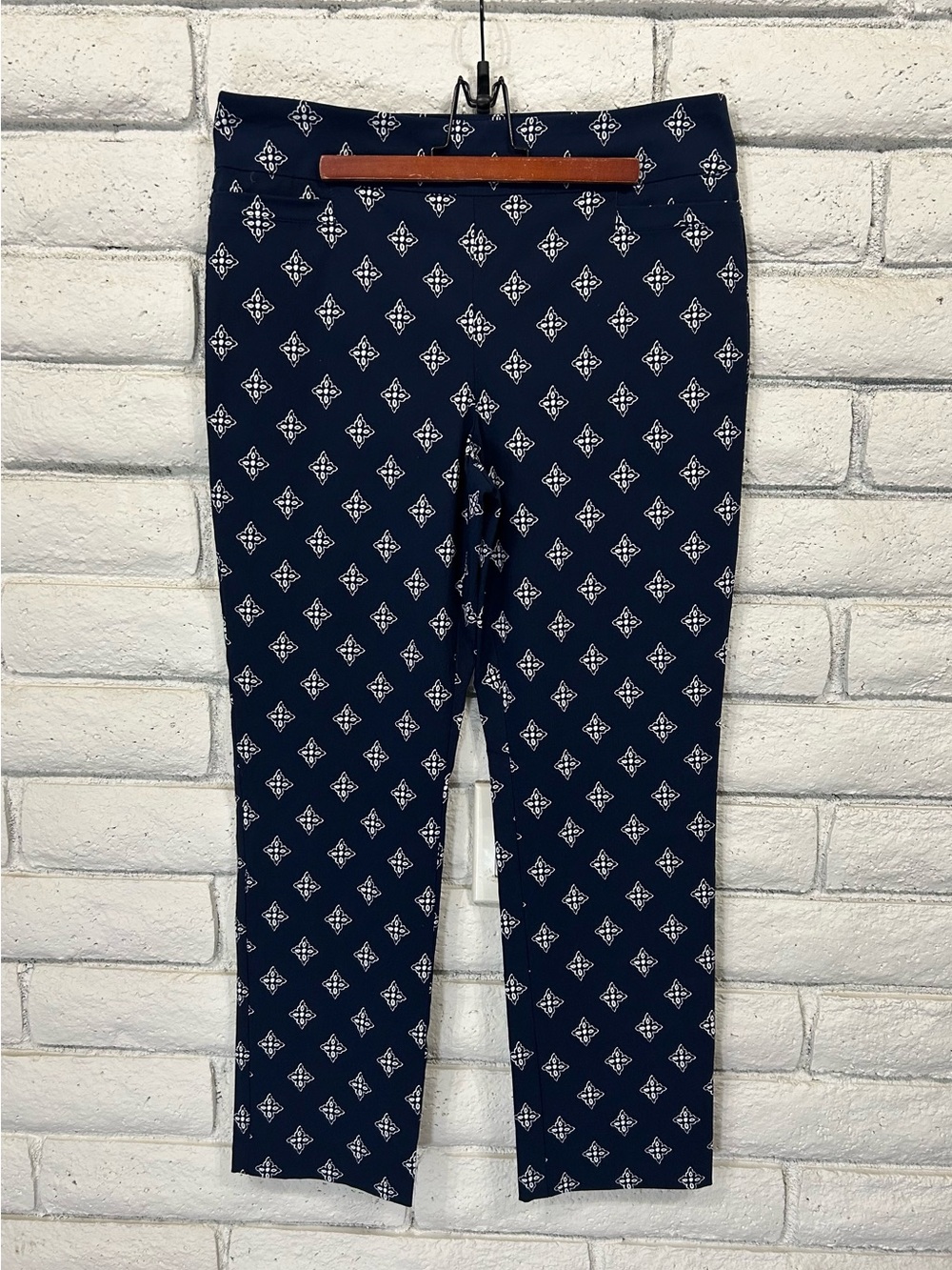 Kim Rogers Navy White Geometric Pull On Ankle Pants‎ 16